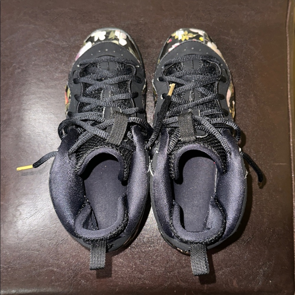 (SOLD) 2019 Kids Nike Little Posite PS…”Floral”… - Picture 6 of 10
